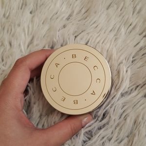 Becca hydra mist